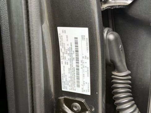 Used 2018 Ford F150 XL w/ Equipment Group 101A Mid AWD/4WD image 18