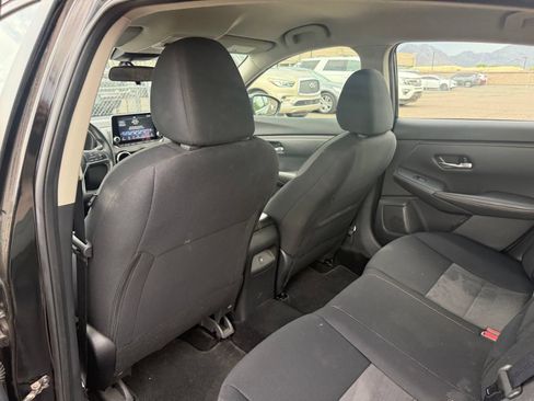 Used 2023 Nissan Sentra SR w/ Midnight Edition Package FWD image 11