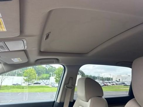 Used 2018 Honda CR-V EX image 7