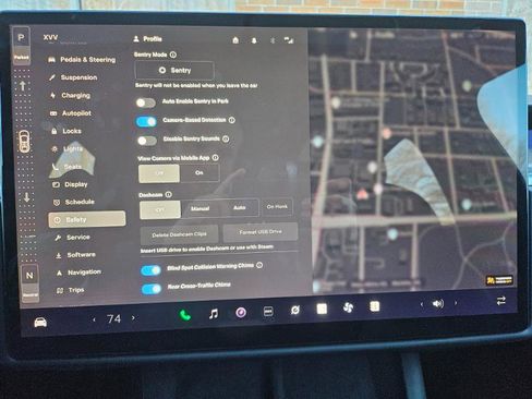 Used 2022 Tesla Model X image 49