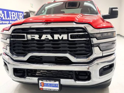 Used 2026 RAM 2500 Big Horn AWD/4WD image 9