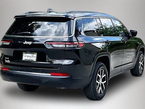 Used 2025 Jeep Grand Cherokee L Limited AWD/4WD image 5