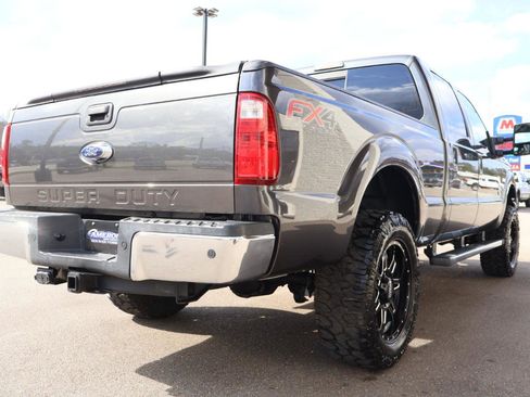 Used 2016 Ford F250 Lariat w/ Lariat Ultimate Package image 6