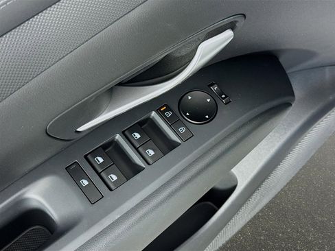 New 2026 Hyundai Santa Cruz SEL FWD image 18