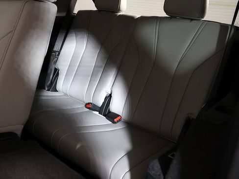 Certified 2026 Acura MDX SH-AWD w/ Technology Package image 14