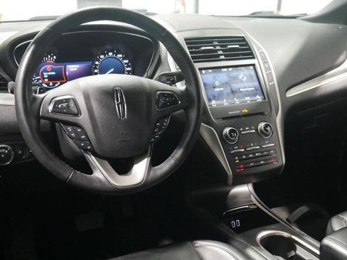 Used 2018 Lincoln MKC Premiere image 13