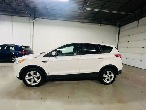 Used 2014 Ford Escape SE image 4