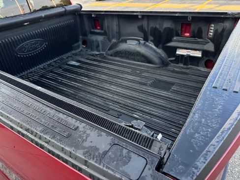 Used 2018 Ford F150 XLT w/ Equipment Group 302A Luxury AWD/4WD image 40