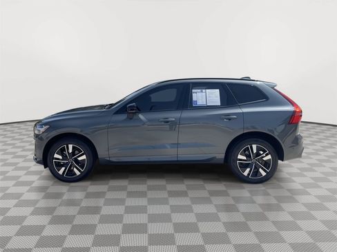 Used 2026 Volvo XC60 B5 Plus w/ Climate Package AWD/4WD image 11