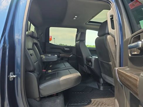 Used 2020 Chevrolet Silverado 1500 LT Trail Boss AWD/4WD image 50