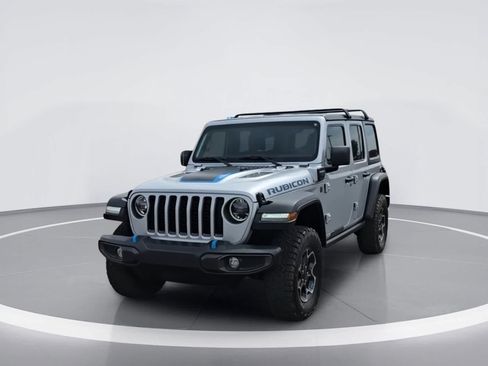 Used 2023 Jeep Wrangler Unlimited Rubicon 4xe w/ Cold Weather Group AWD/4WD image 3