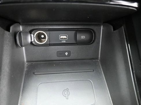 Used 2022 Kia Telluride SX w/ SX Prestige Package image 31