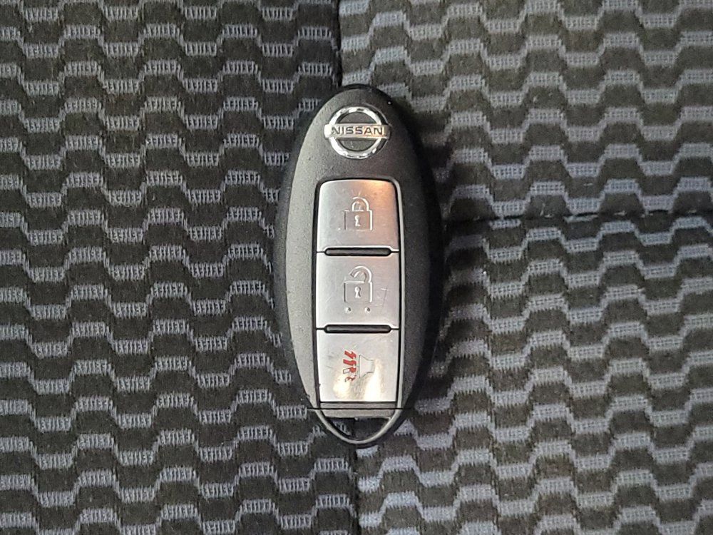 Used 2016 Nissan Versa Note FWD image 32