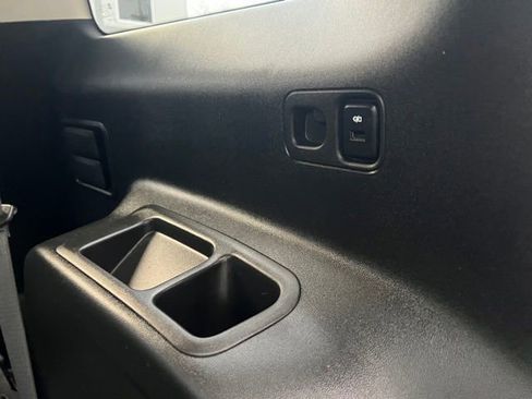 Used 2022 GMC Acadia Denali w/ Denali Ultimate Package image 13