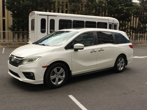 Used 2019 Honda Odyssey EX-L image 11