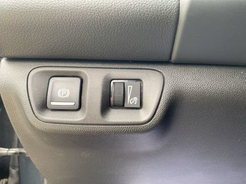 Used 2019 GMC Acadia Denali w/ Technology Package AWD/4WD image 14