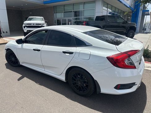 Used 2020 Honda Civic LX image 3