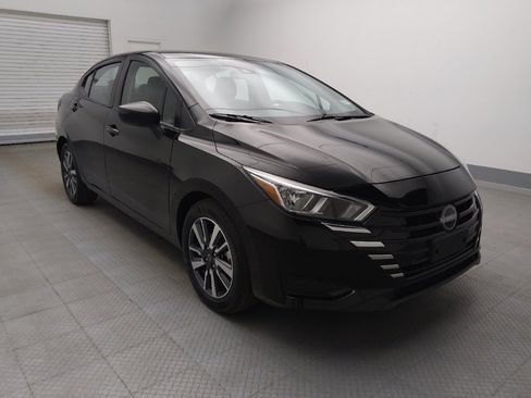 Used 2024 Nissan Versa SV image 13