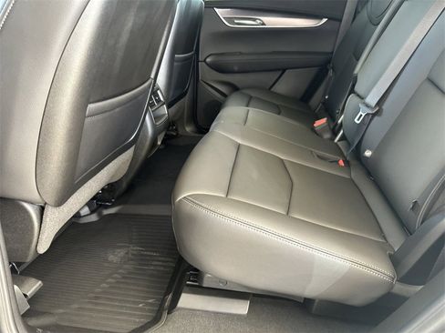 New 2025 Cadillac XT5 Luxury w/ LPO, Floor Liner Package image 27