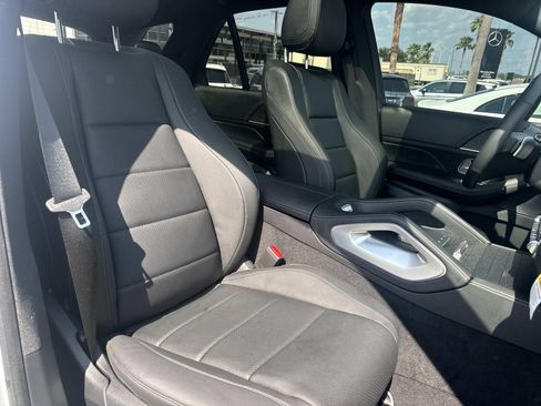 Used 2025 Mercedes-Benz GLE 450e 4MATIC image 15