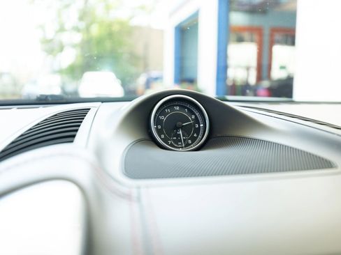 Used 2017 Porsche Cayenne GTS image 36