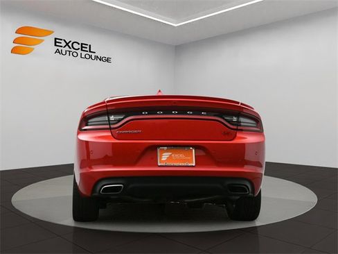 Used 2016 Dodge Charger R/T image 41