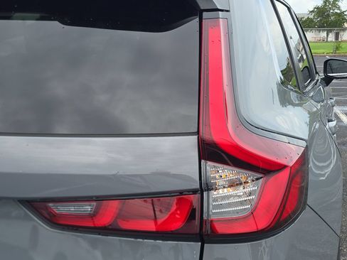 Certified 2025 Honda CR-V Sport image 8