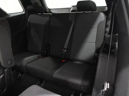 Certified 2023 Chevrolet Traverse LT image 20