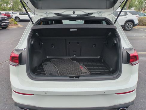 Used 2025 Volkswagen Golf SE FWD image 31