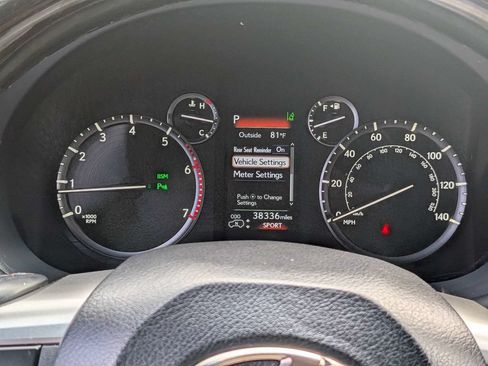 Used 2022 Lexus GX 460 Luxury w/ Sport Design Package AWD/4WD image 25