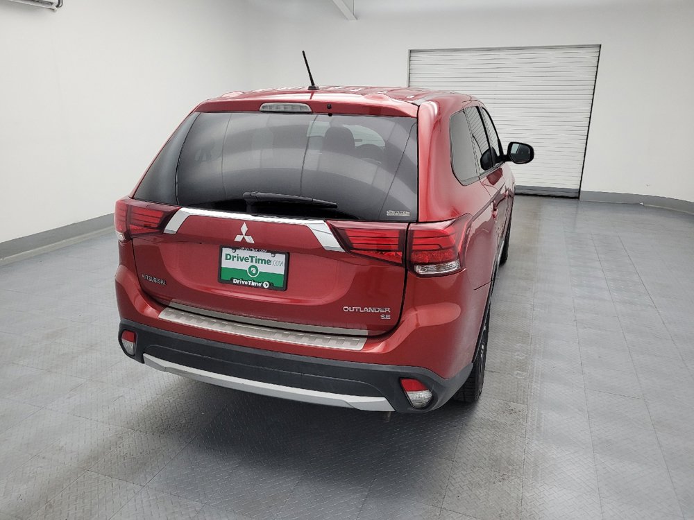 Used 2016 Mitsubishi Outlander SE AWD/4WD image 7