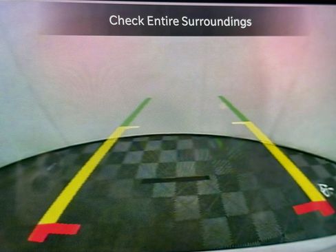 Used 2024 Chrysler Pacifica Touring-L FWD image 21