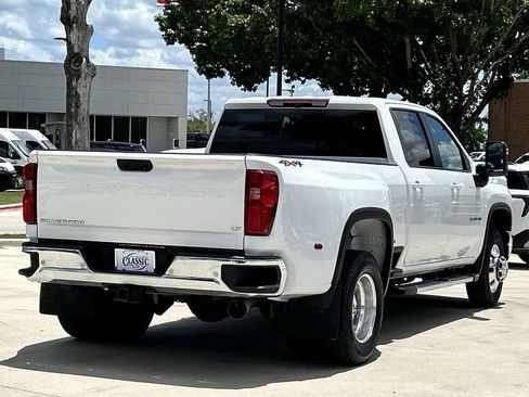 Used 2025 Chevrolet Silverado 3500 LT w/ Safety Package AWD/4WD image 4