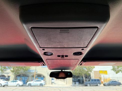 Used 2005 HUMMER H2 image 47