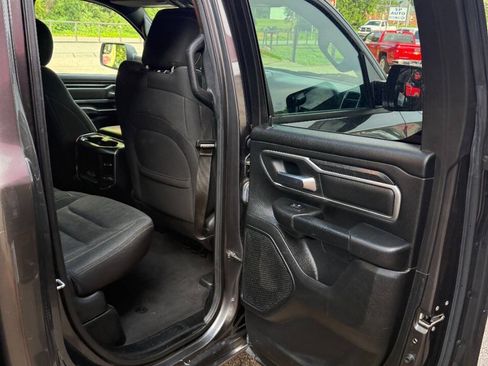 Used 2019 RAM 1500 Big Horn AWD/4WD image 17