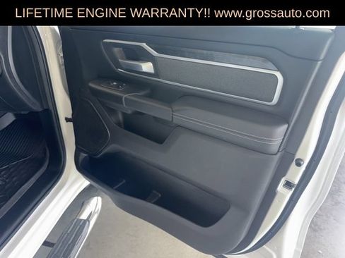 Used 2023 RAM 1500 Big Horn AWD/4WD image 38