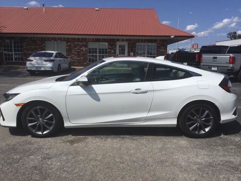 Used 2019 Honda Civic EX image 3