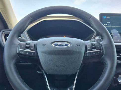 Used 2023 Ford Escape Active w/ Tech Pack #1 FWD image 18