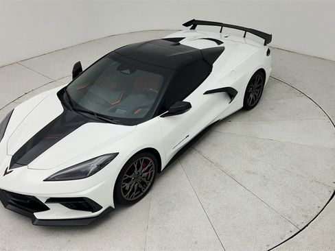 Certified 2024 Chevrolet Corvette Stingray Preferred Conv w/ Z51 Performance Package image 34