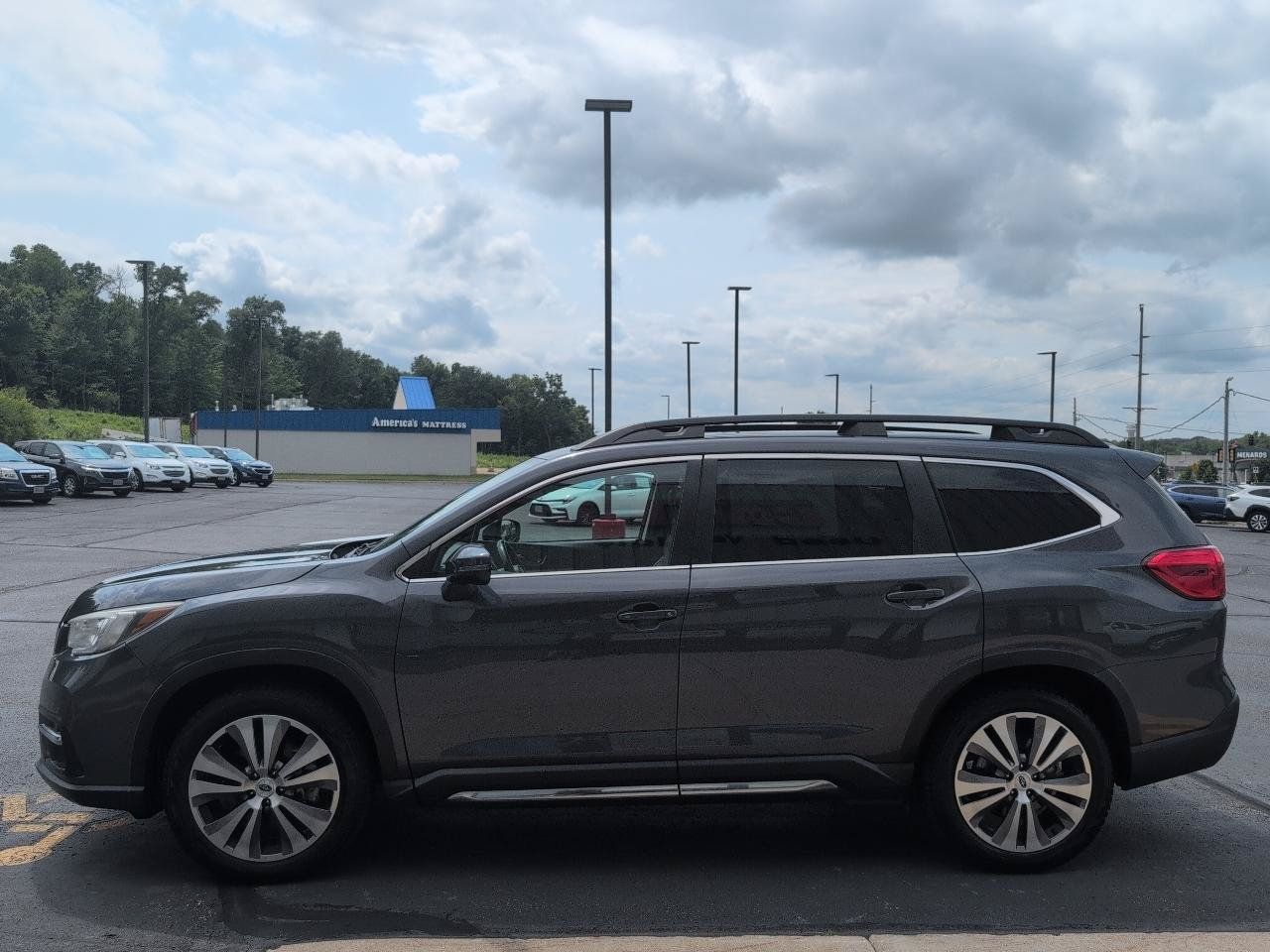 Used 2020 Subaru Ascent Limited w/ Technology Package AWD/4WD image 5