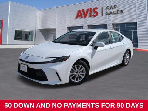 Used 2025 Toyota Camry LE FWD image 1