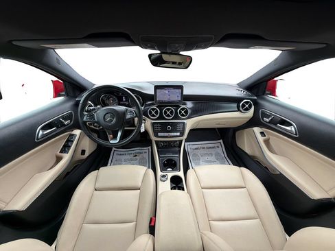 Used 2020 Mercedes-Benz GLA 250 w/ Convenience Package image 24