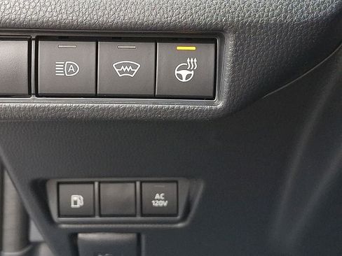 New 2026 Toyota Prius Plug-In Hybrid FWD image 21