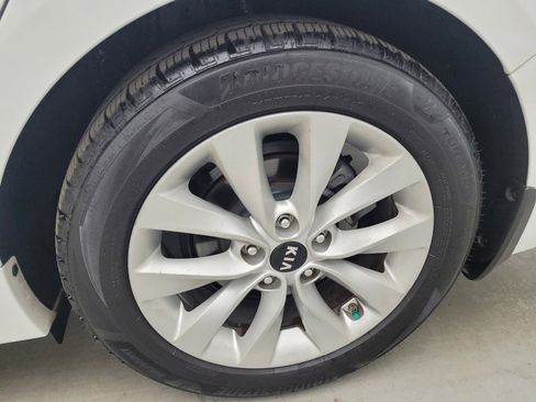 Used 2018 Kia Optima EX w/ Technology Package FWD image 31
