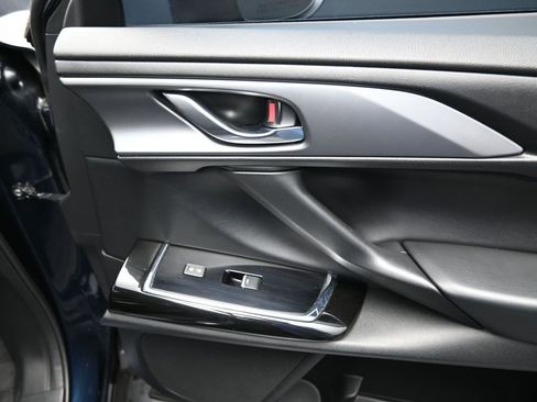 Used 2023 MAZDA CX-9 Touring Plus image 18