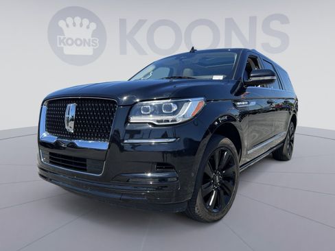 Used 2024 Lincoln Navigator L Reserve AWD/4WD image 1