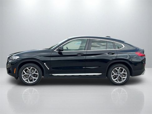 Used 2025 BMW X4 xDrive30i image 8