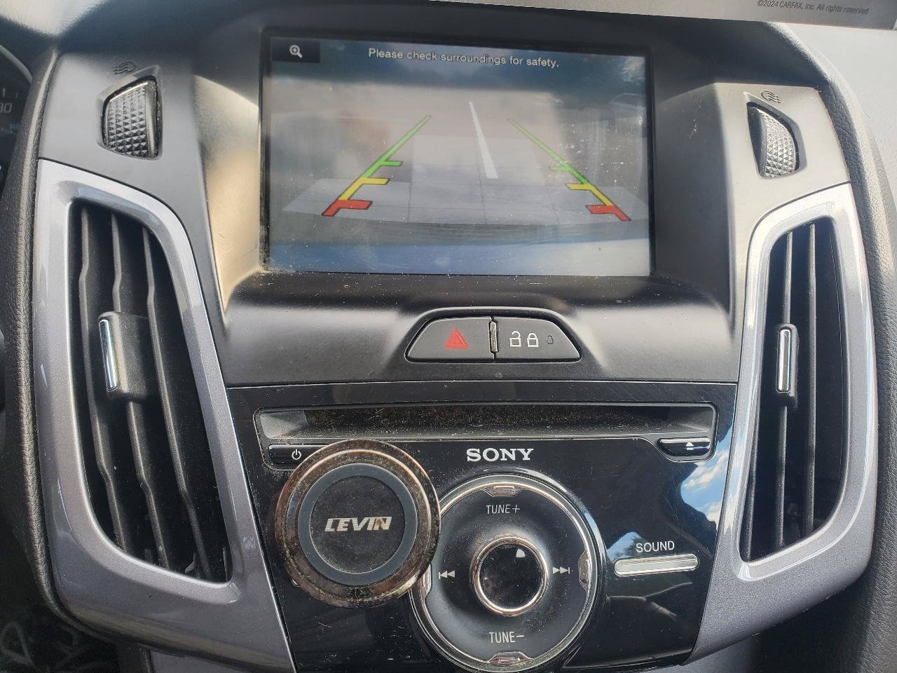 Used 2014 Ford Focus Titanium FWD image 22