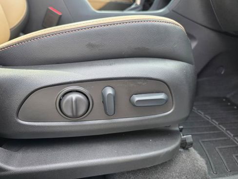 Used 2022 Chevrolet Equinox Premier image 27