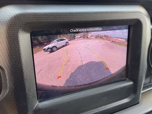 Used 2021 Jeep Wrangler Unlimited Sport image 13